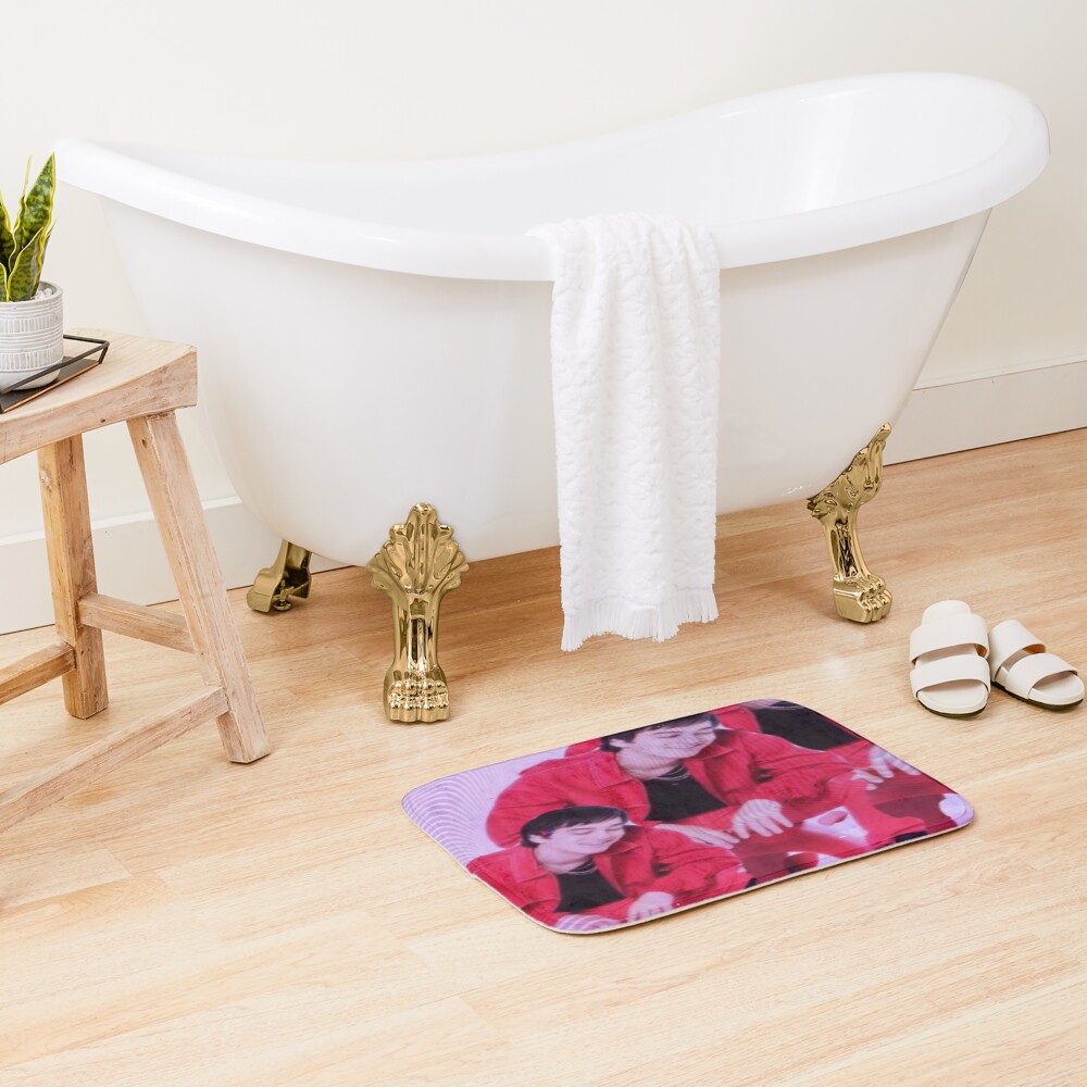Joji Cosmic Heart Artistic Bath Mat - Image 2